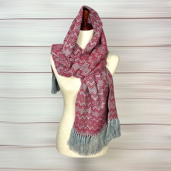 T’icani Peru Large Alpaca Gray Red Scarf Shawl Wrap - Picture 7 of 12